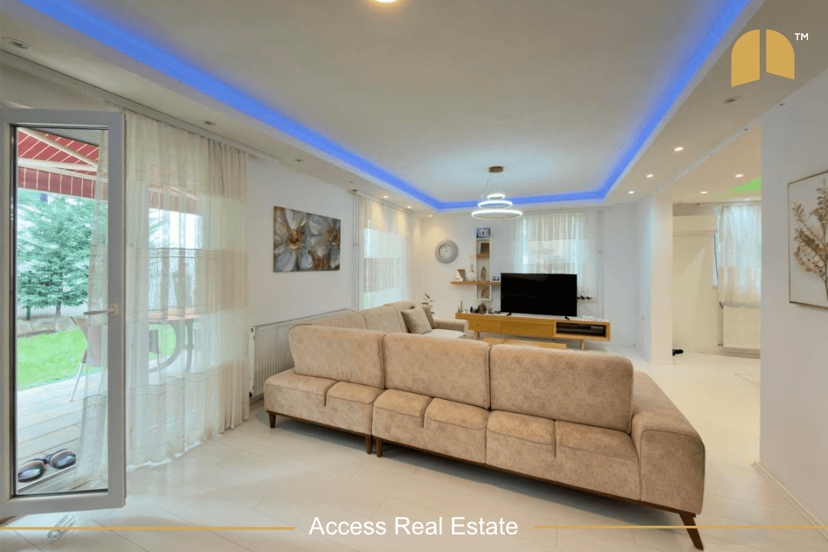 Shtëpi me QIRA – 250m² + 6.12 Ari – Çagllavicë 2