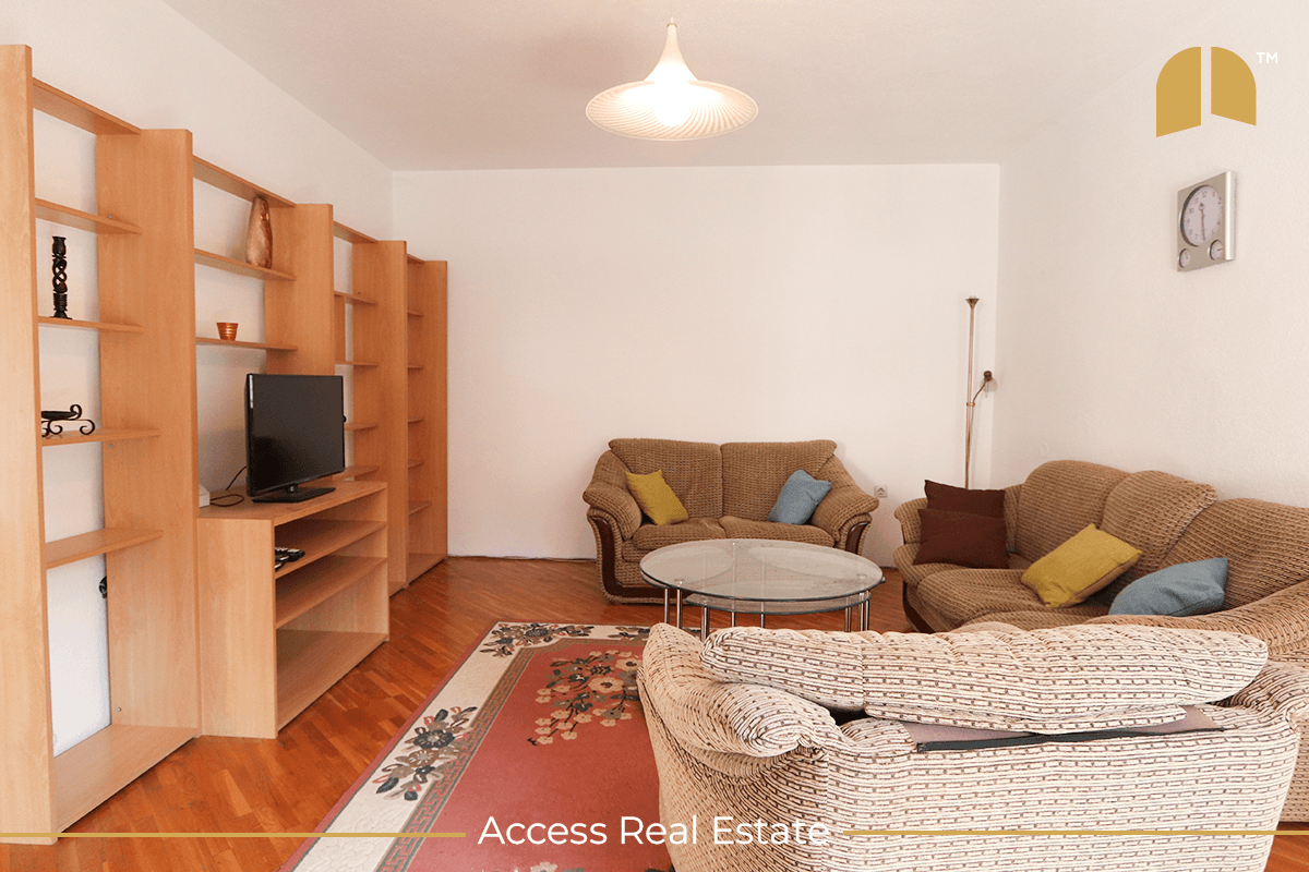Shtëpi në SHITJE – 250m² – Lagjja Dodona