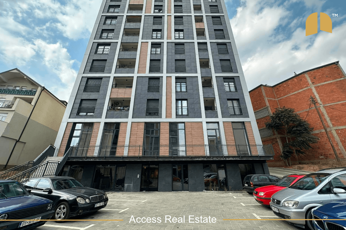 Lokal në SHITJE – 240m² – Tophane