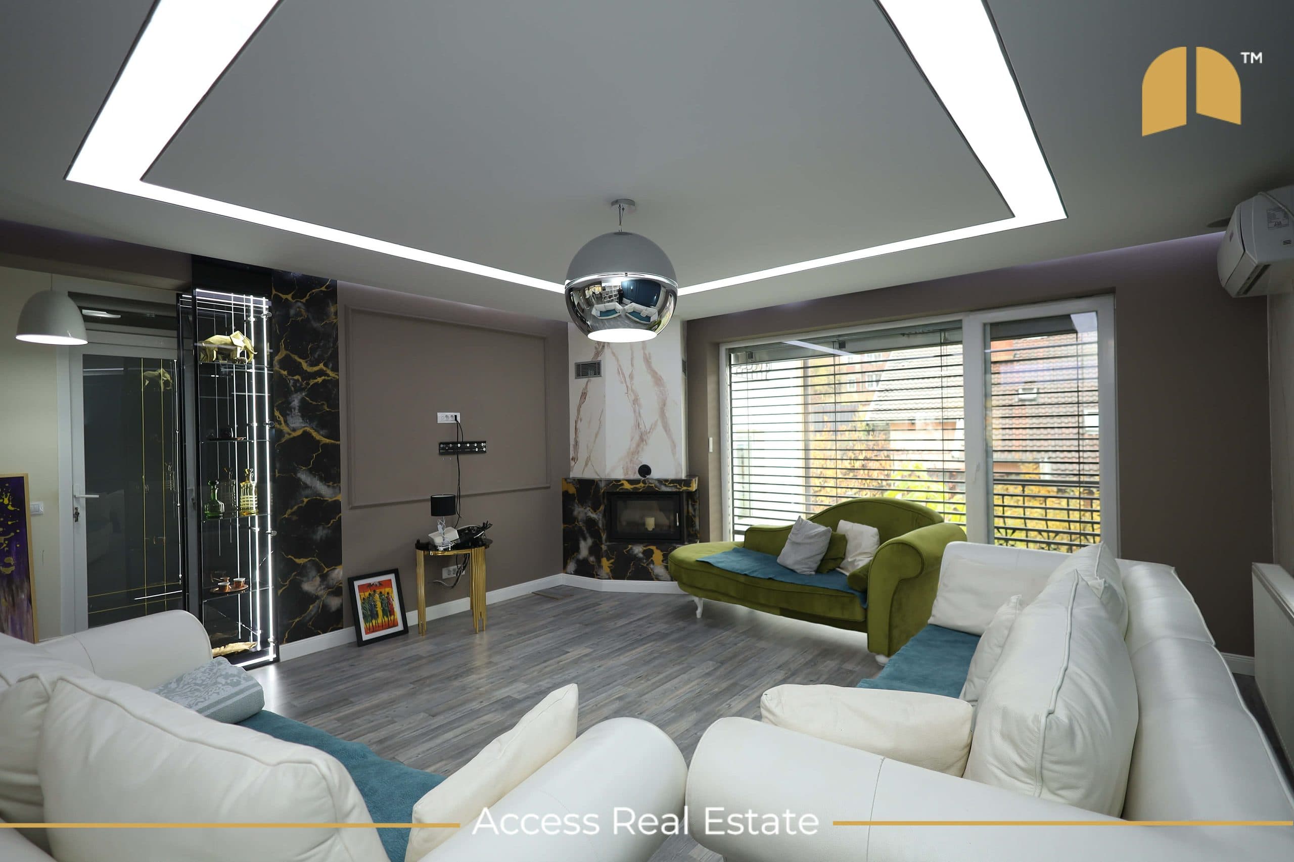 Shtëpi me QIRA – 420m² + 4.5 Ari – Sofali 3