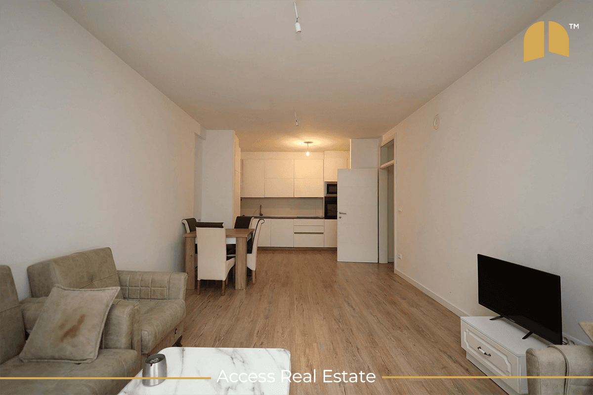 Banesë me QIRA – 2 dhoma gjumi + garazh – Rruga C 2