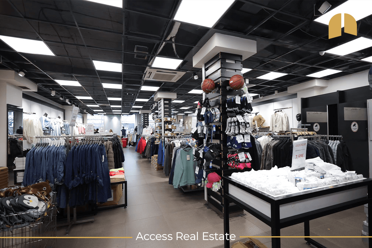 Objekt afarist në SHITJE – 670m² – Te Qafa 3
