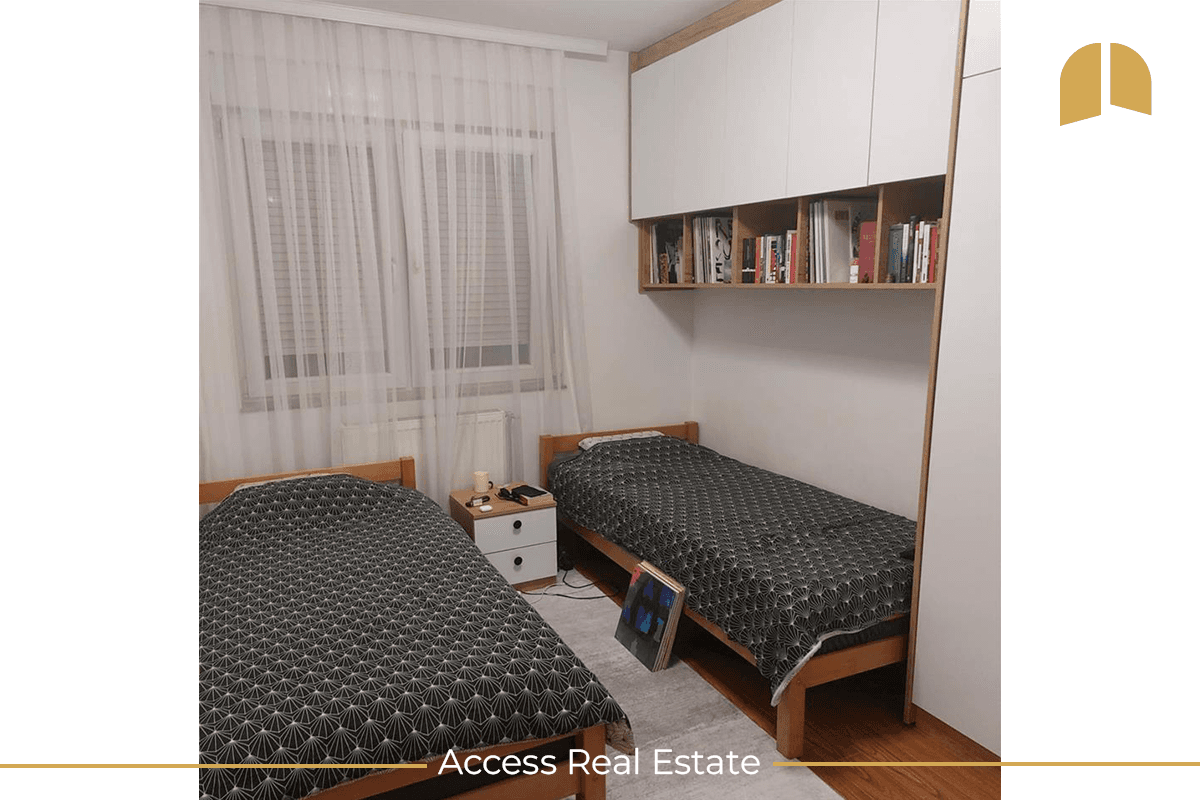 Banesë në SHITJE – 2 dhoma gjumi – Rruga C 3