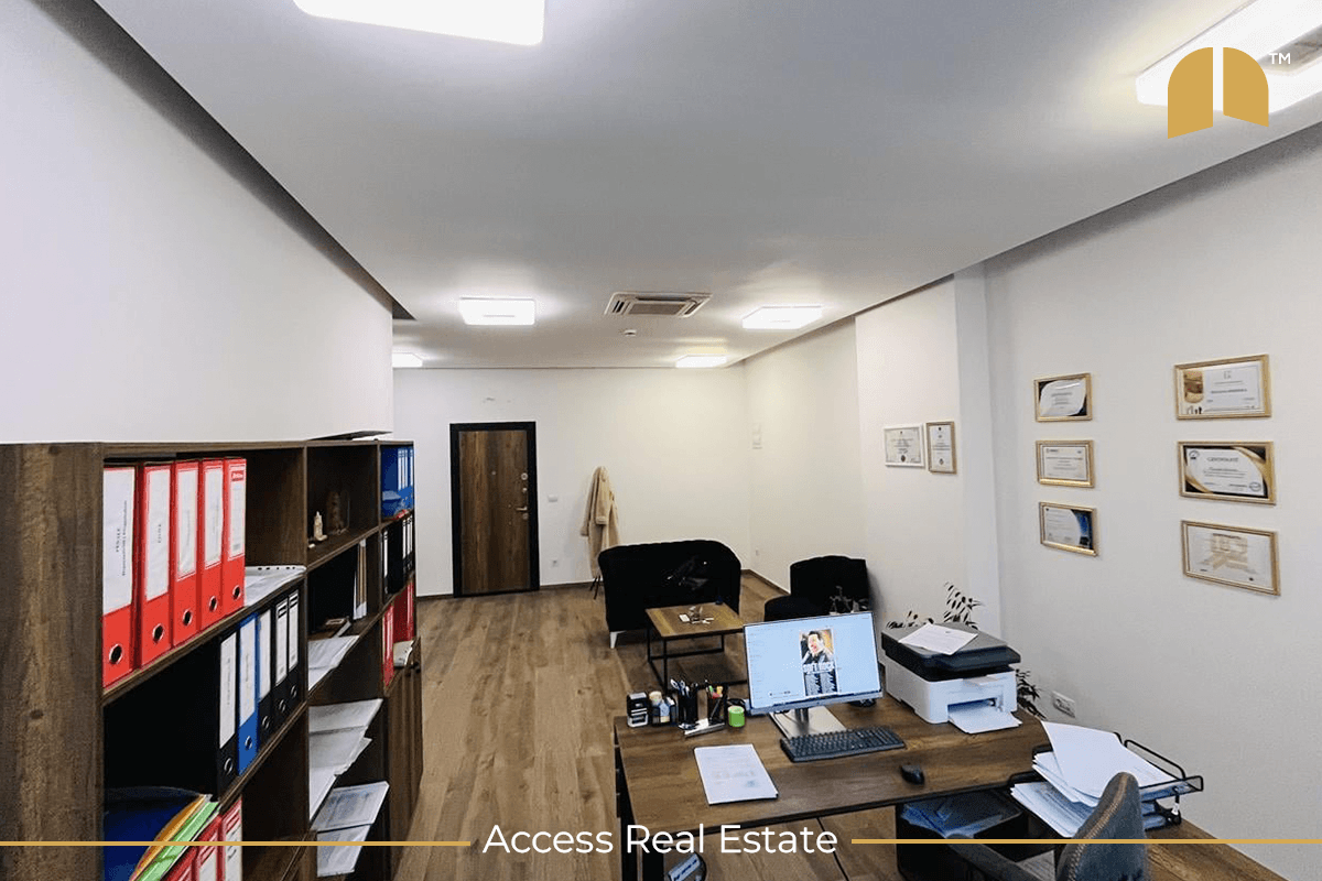 Zyre me QIRA – 1 hapësirë pune – Prishtina e Re 4