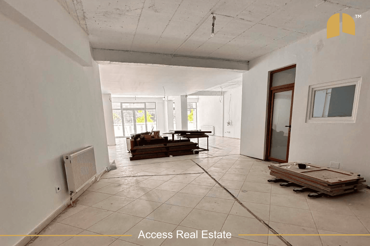 Lokal me QIRA – 2 hapësira pune – Lakrishtë