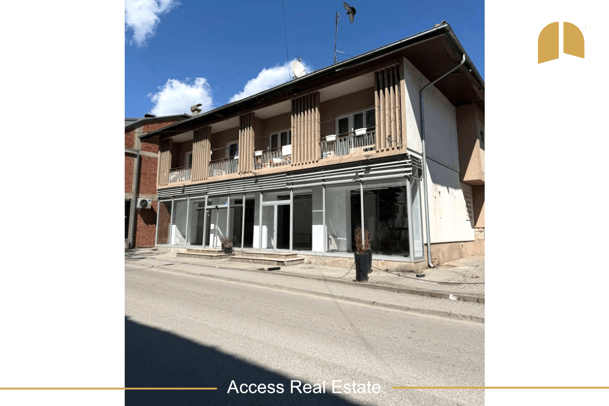 Lokal me QIRA – 170m² – Pejë