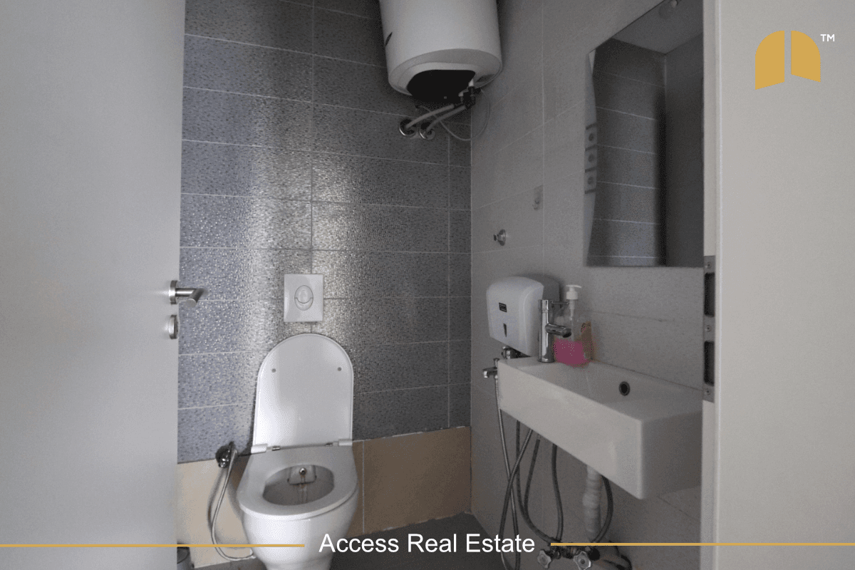 Lokal me QIRA – 150m² – Veternik