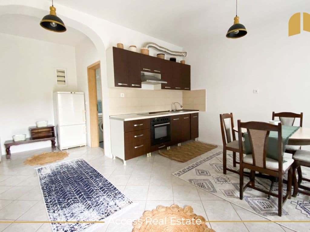 Kati i shtëpisë me QIRA – 1 dhomë gjumi – Kalabri/Emshir 2