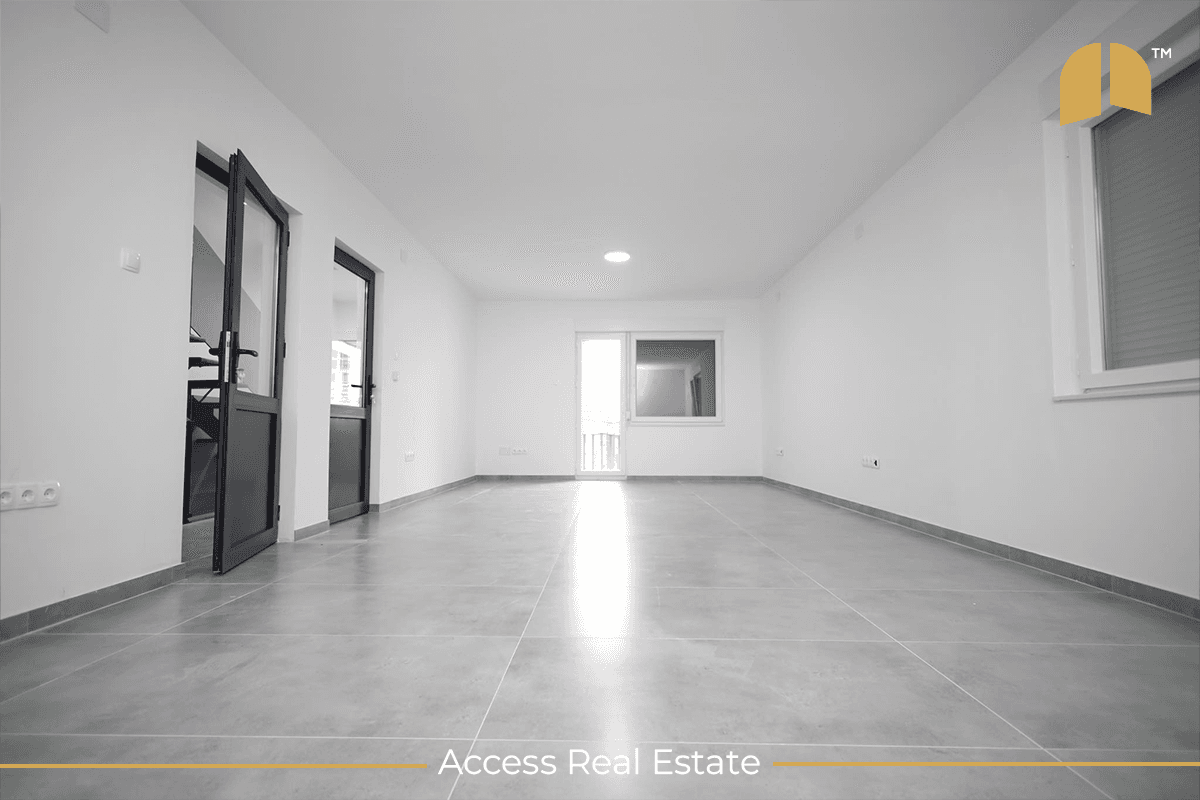 Shtëpi me QIRA - 4 dhoma gjumi - Pejton - 290m² 2