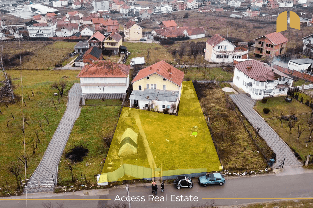 Shtëpi 244m² me 9 Ari në SHITJE me FLETË POSEDUESE- Kodra e Trimave 3