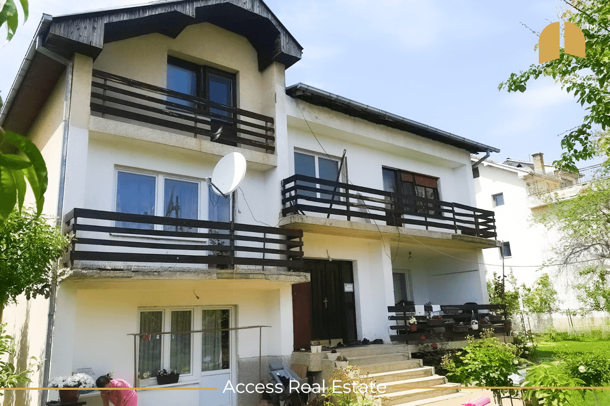 Shtëpi në SHITJE me FLETË POSEDUESE 330m² dhe 10 Ari Truall - Hajvali 4