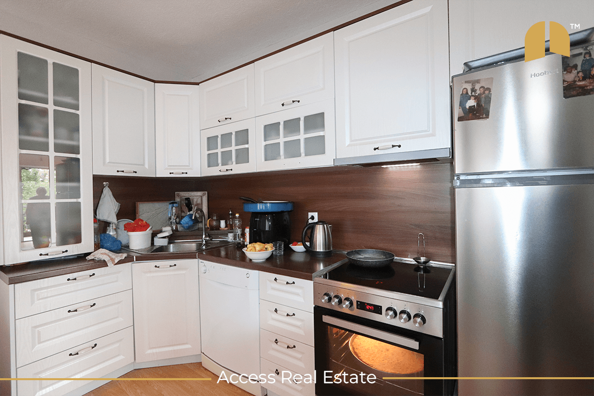 Shtëpi me QIRA – 3 dhoma gjumi – Bregu i Diellit 4