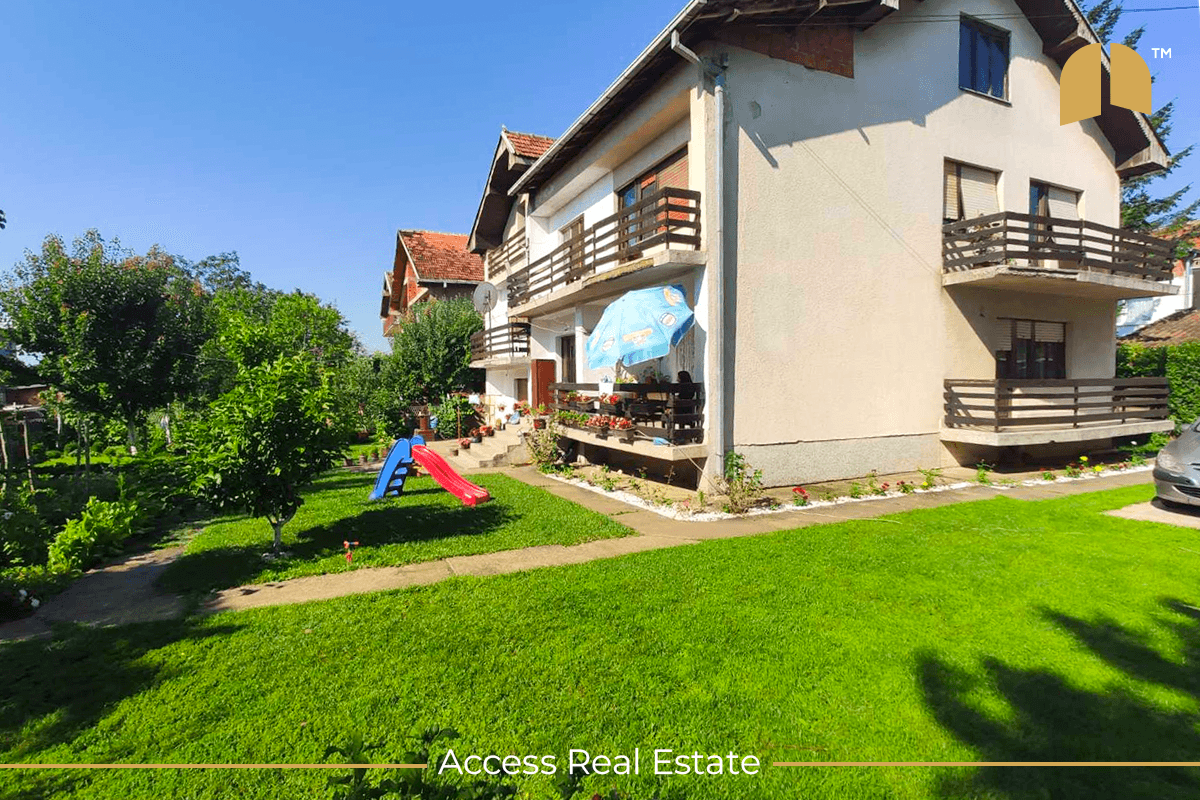 Shtëpi në SHITJE me FLETË POSEDUESE 330m² dhe 10 Ari Truall - Hajvali 3