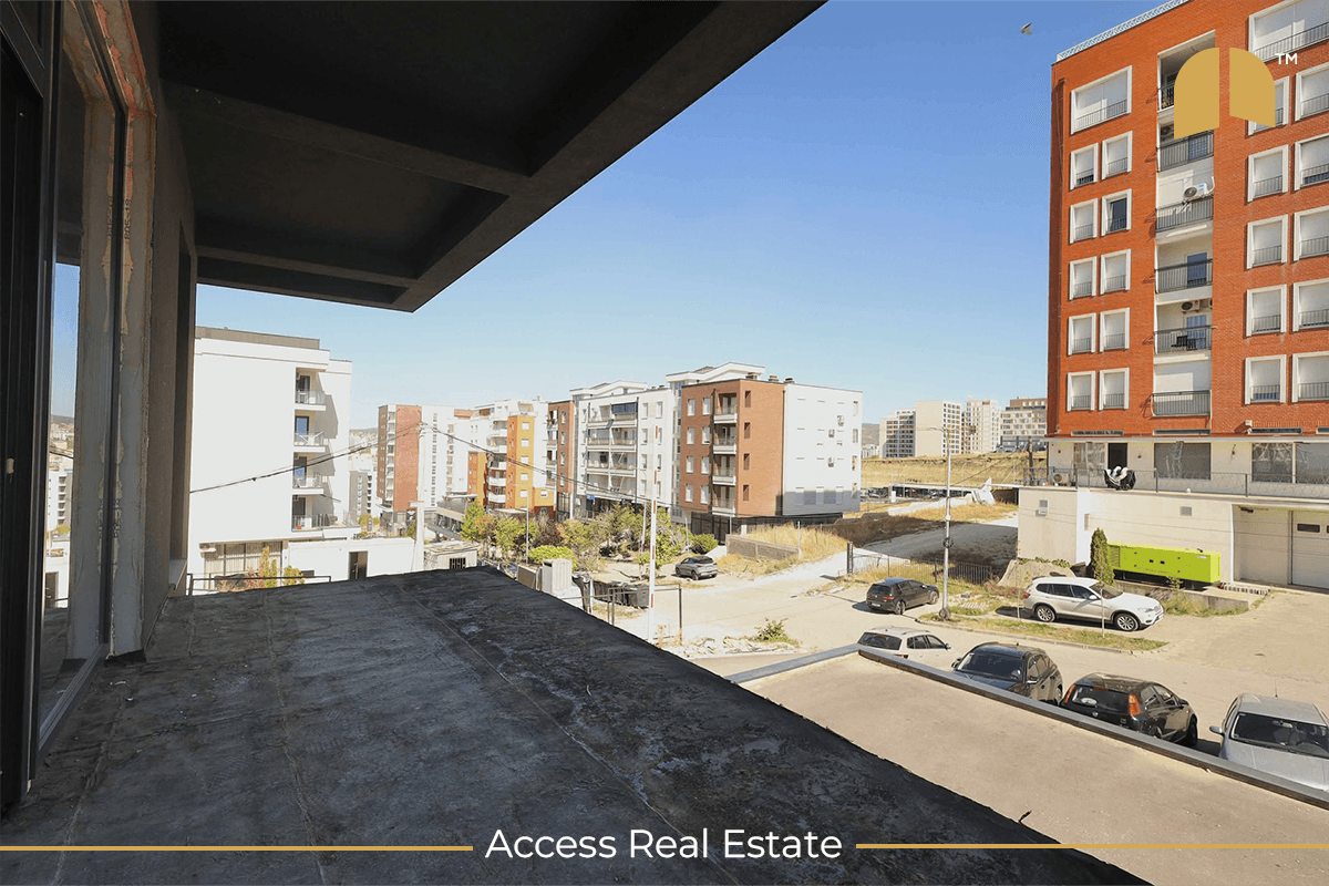 Lokal me QIRA – 68.6m² – Kalabri