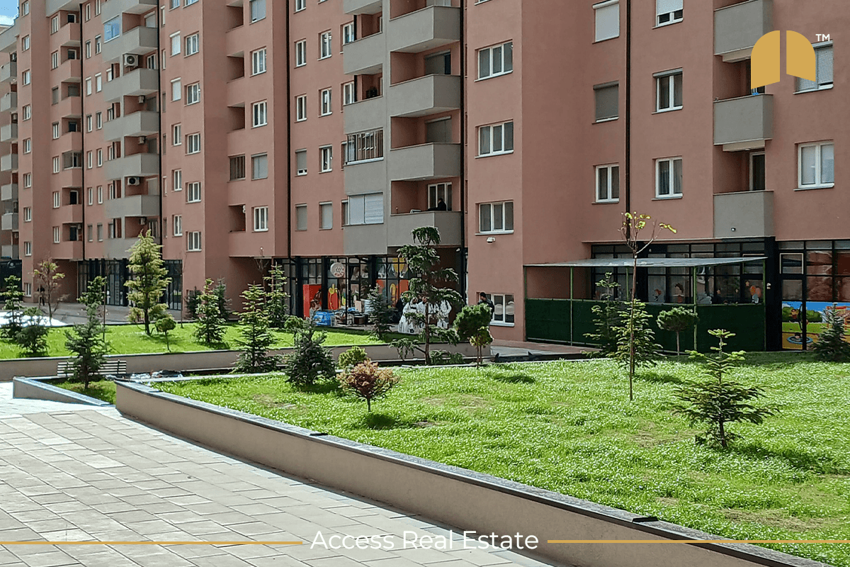 Penthouse në SHITJE me FLETË POSEDUESE – 3 dhoma gjumi + garazh – Fushë Kosovë