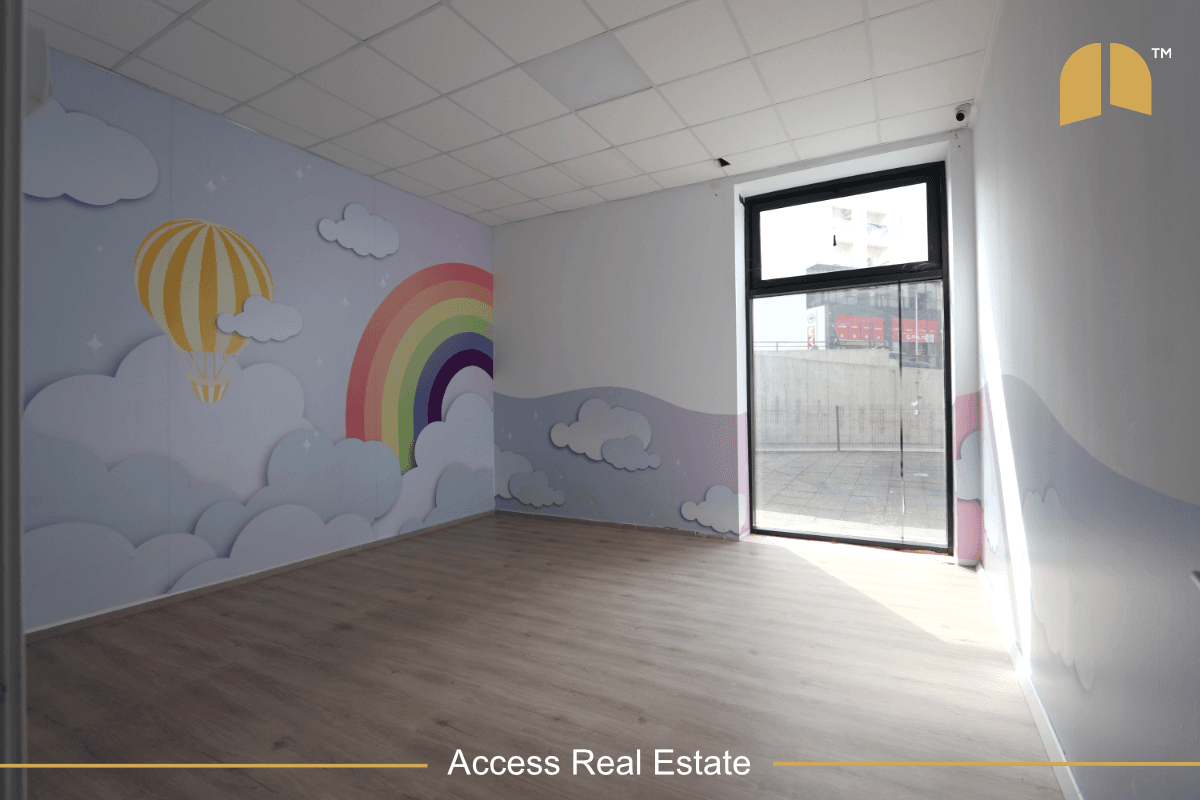 Lokal me QIRA – 150m² – Veternik 4