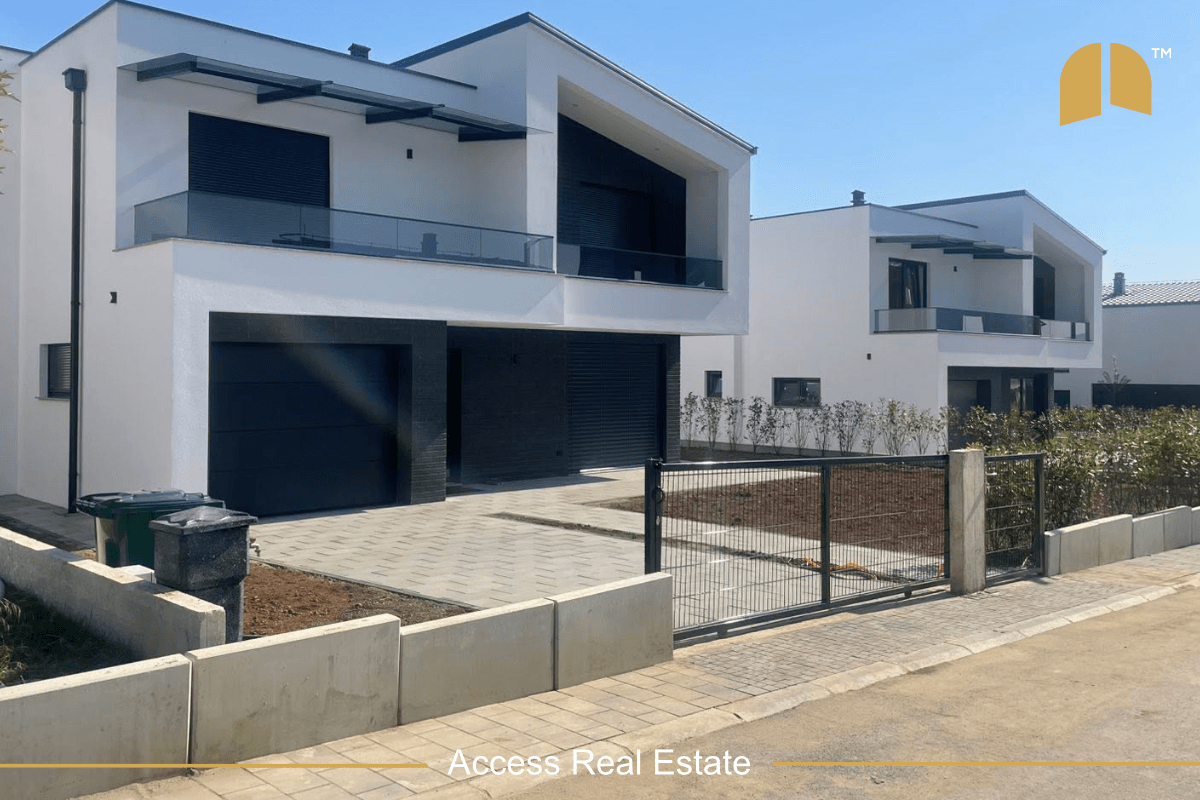 Shtëpi me QIRA – 5 dhoma gjumi + garazh – Veternik