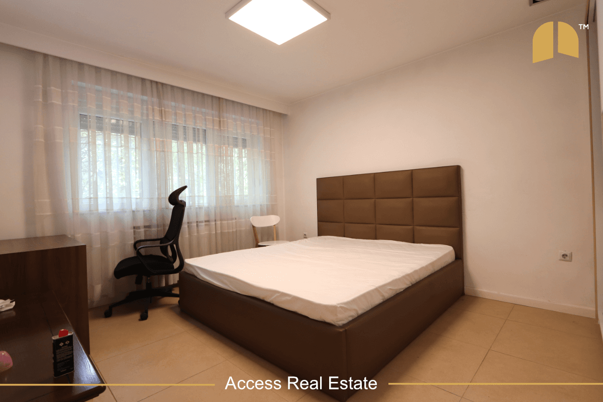 Banesë / Zyre me QIRA – 3 hapësira pune – Qendër 3