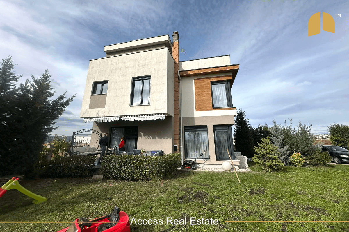 Shtëpi në SHITJE me FLETE POSEDUESE – 3 dhoma gjumi + 4 Ari – Llapnasellë