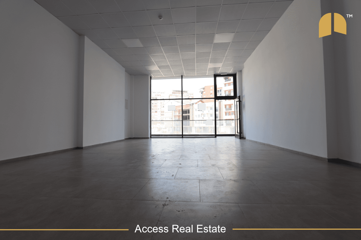 Lokal me QIRA – 70m² – Ruga A