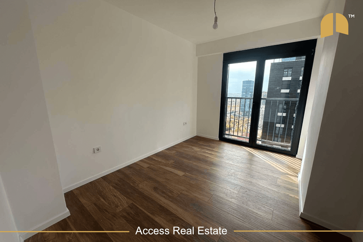 Banesë/Zyre me QIRA – 4 hapësira pune + garazh – Lakrishtë