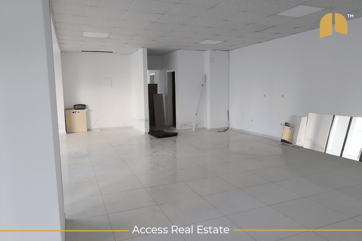 Lokal me QIRA – 75 m² – Mati 1