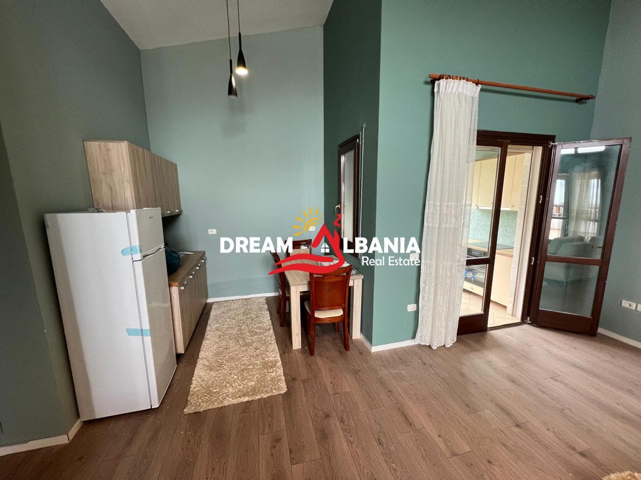 Apartament 2+1+2 WC+Verande me Qera tek Kopeshti Botanik, prane Xhamise ne Tirane (ID 42215072) 3