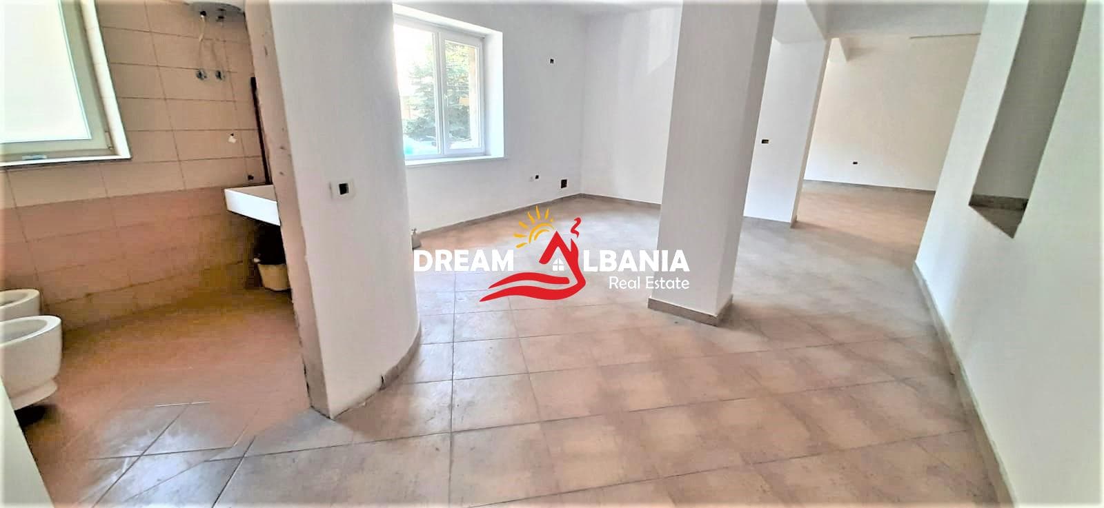 Zyre/ambient me qera ne rrugen Myslym Shyri ne afersi te Karburant Kastrati ne Tirane (ID 4261780) 3