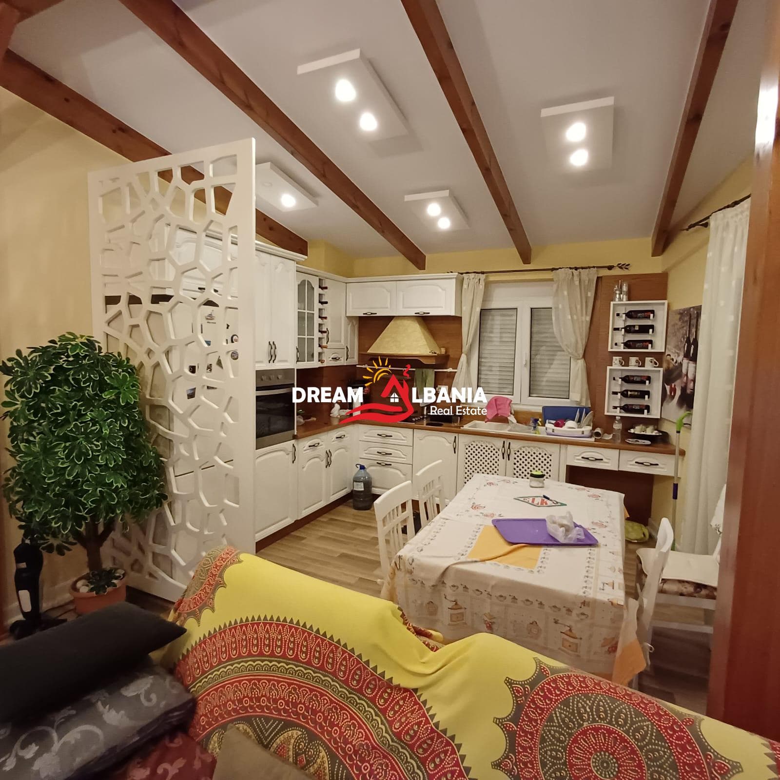 Apartament 2+1 ne shitje ne bregdetin e Lalzit ne nje Kompleks Rezidencial prane San Pietro (ID 41211934) 2