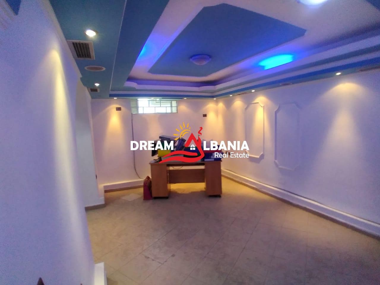 Dyqan ne shitje tek Rruga e Durresit, prane Hotel Colosseo, Tirane (ID 4171223) 2