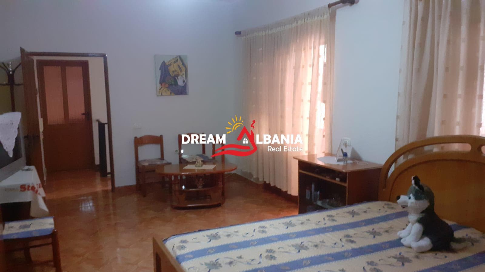 Shtepi Private + Ambjent Biznesi ne shitje ne Lushnje prane Stadiumit(ID 4151151).