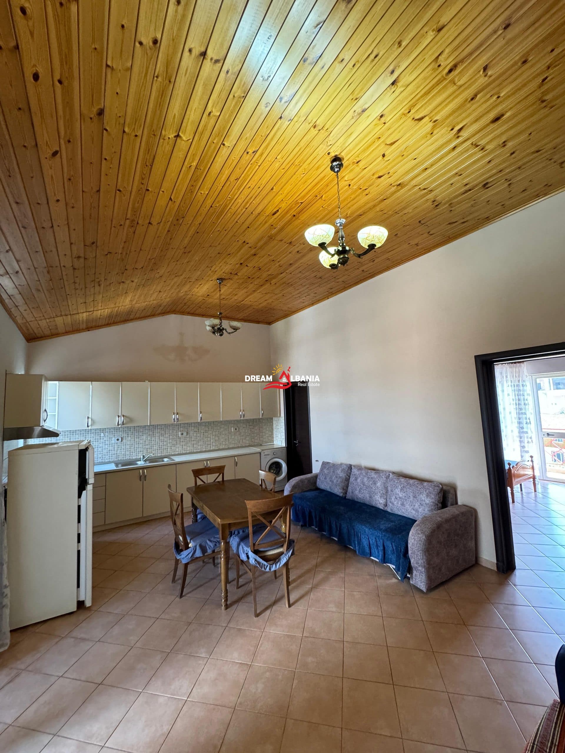 Apartament 2+1 +Ballkon (Kat Vile) me qera tek Tregu Elektrik – Tirane (ID 4251407) 2