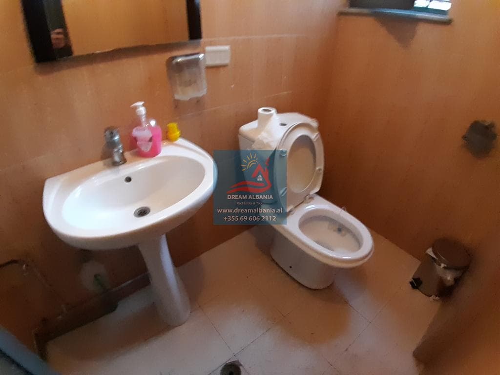 Dyqan per shitje ne zonen e Vasil Shantos prane Vodafonit ne Tirane (ID 4171131 ) 4