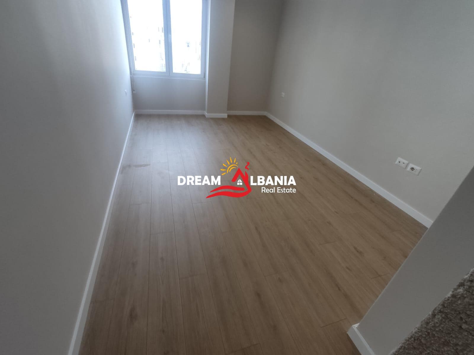 Jepet apartament/zyre 2+1+2 me qera ne zonen e 5 Majit prane Con Cord Center (ID 42215588) 4