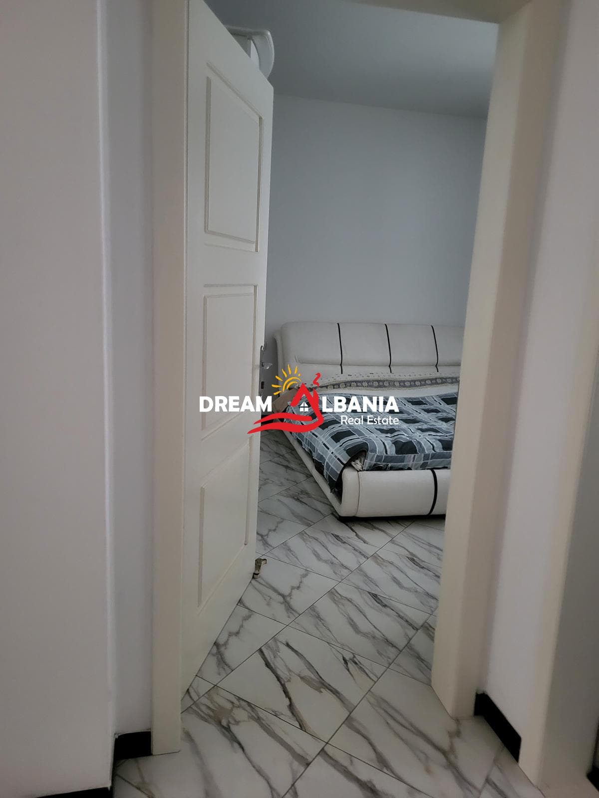Vile ne shitje me dy hyrje te ndara, ne Sallmone te Shijakut (ID 4151226) f 4