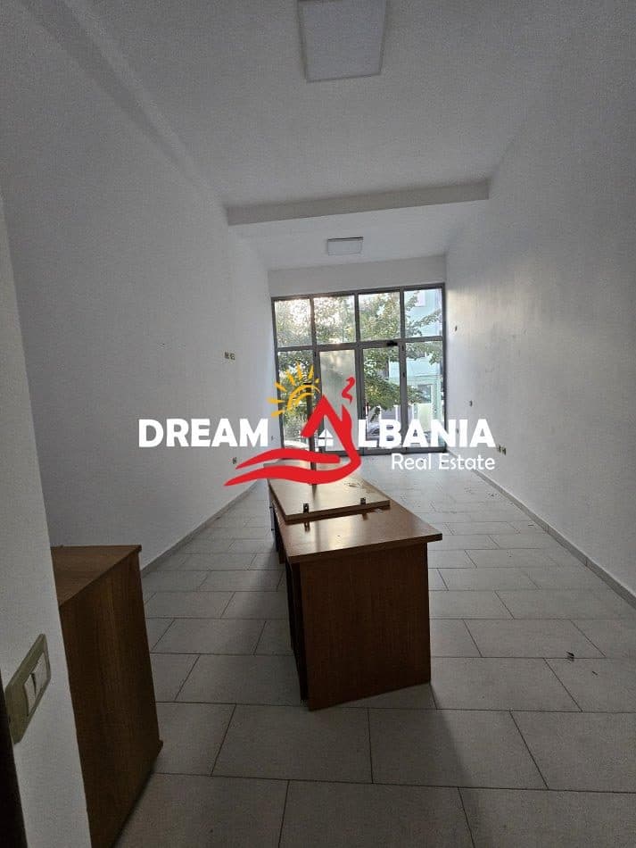 Ambient biznesi per shitje prane rruges Mine Peza (ID 4171564) 2