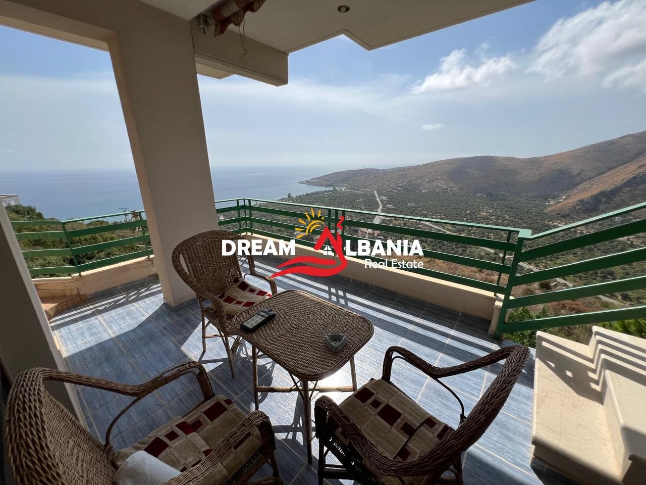 Ekskluzive!! Super mundesi investimi! Godine 5-kateshe(Hotel) ne shitje ne Bregdetin e Himares ne Qeparo (ID 4151162)