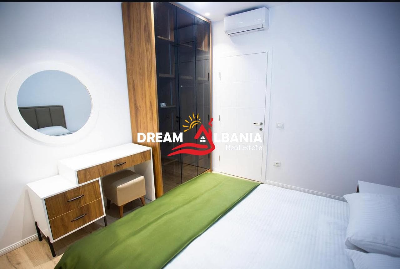 Super apartament me qera 2+1+2wc te Emerald Center rruga 5 Maji, Tirane (ID 42215262) 3