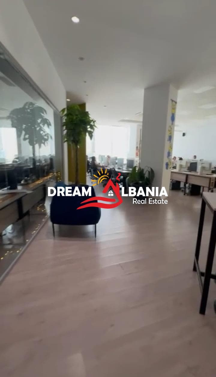 Shitet dyqani buze rruge ne Astir ne Tirane (ID 4171629)