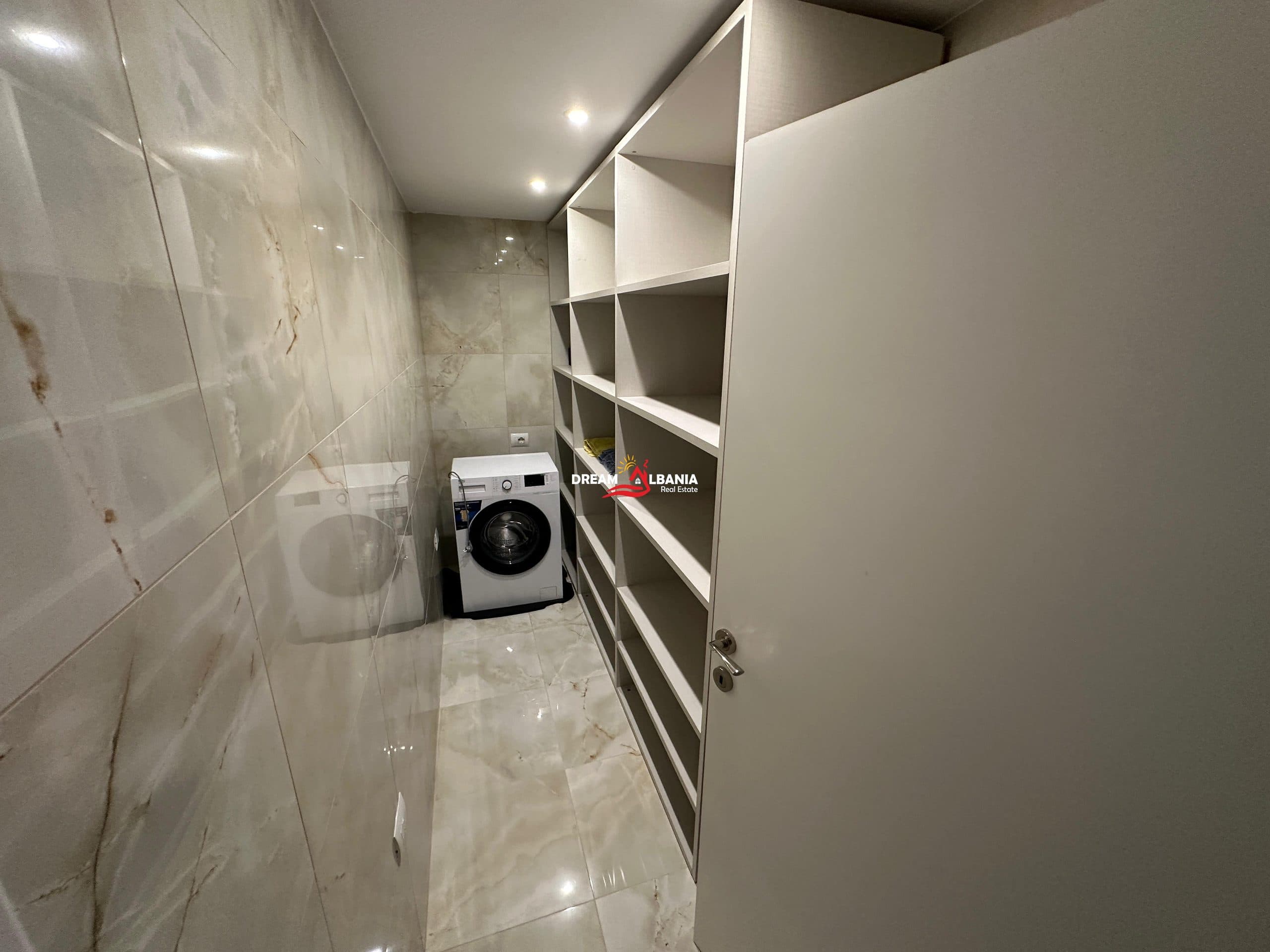 Penthouse ne Shitje tek Liqeni i Thate (ID 4131401) 4