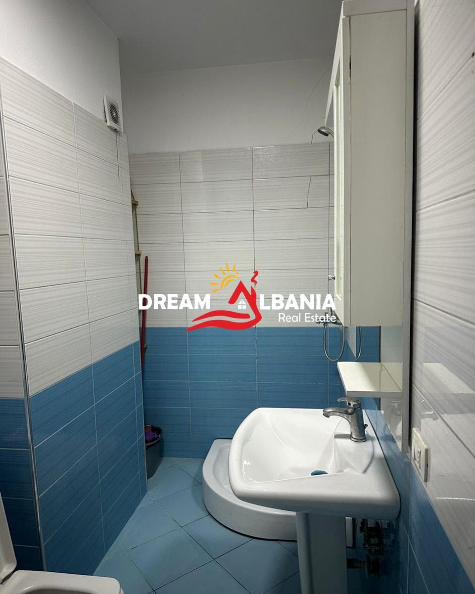 Apartament me qera 1+1 ne Fresk, prane Fizikes Berthamore, Tirane (ID 42111146) 3