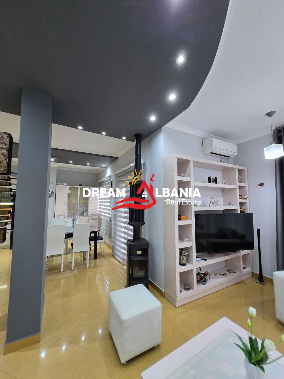 Jepet kat vile me qera ne Rrugen e Elbasanit , Tirane ( ID 4251434 ) . 3