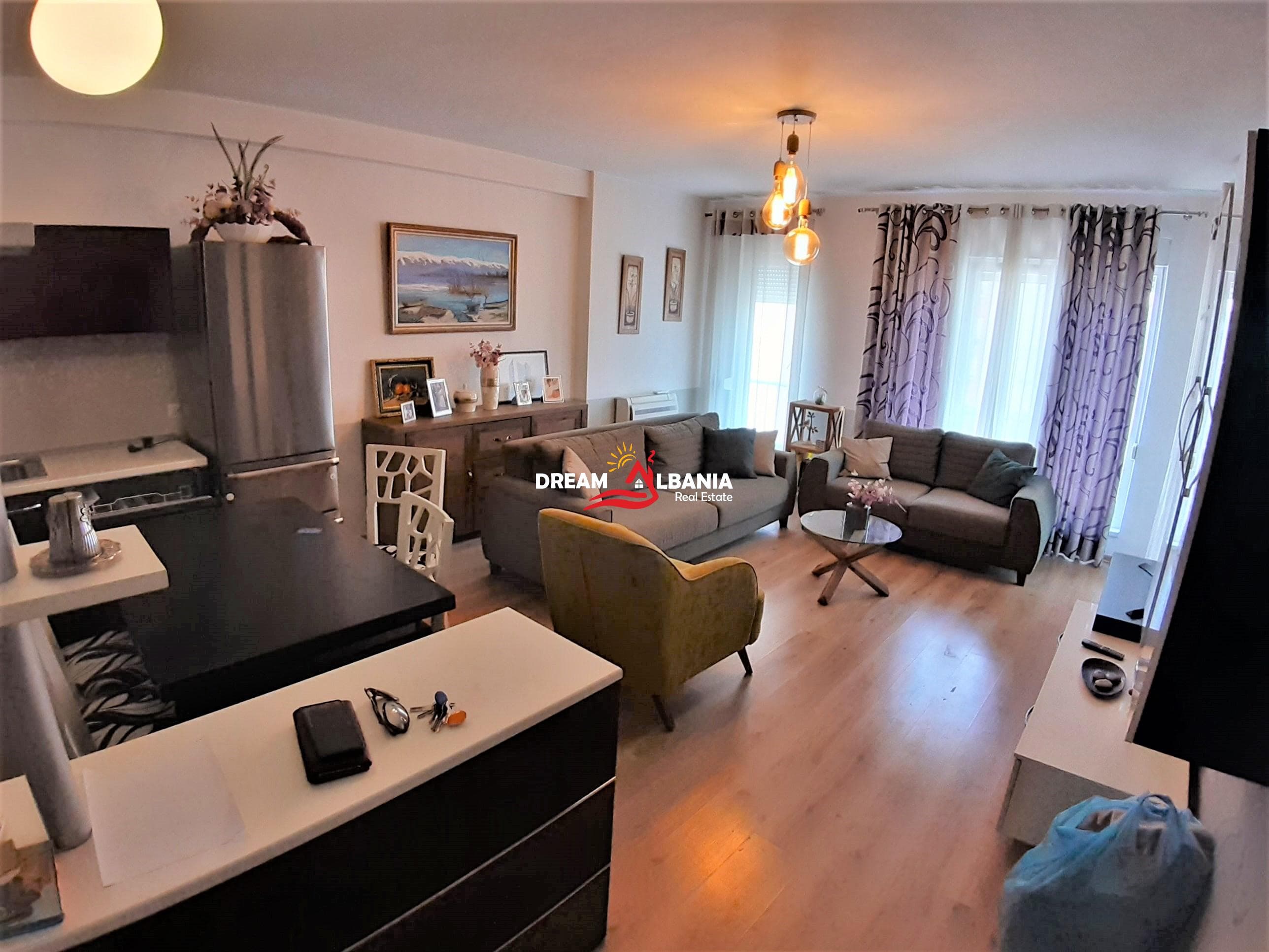 Apartament 3+1 me qera tek kompleksi Kontakt ne Tirane (ID 4231217)
