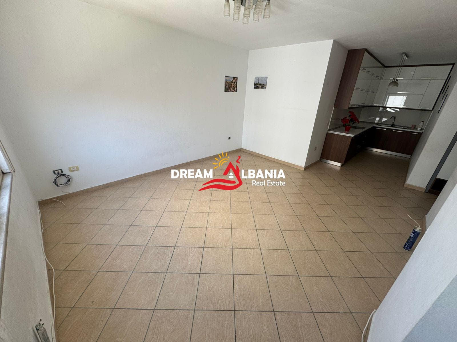Apartament 2+1 me Qera ne Rr Jordan Misja ne Tirane (ID 42215569)