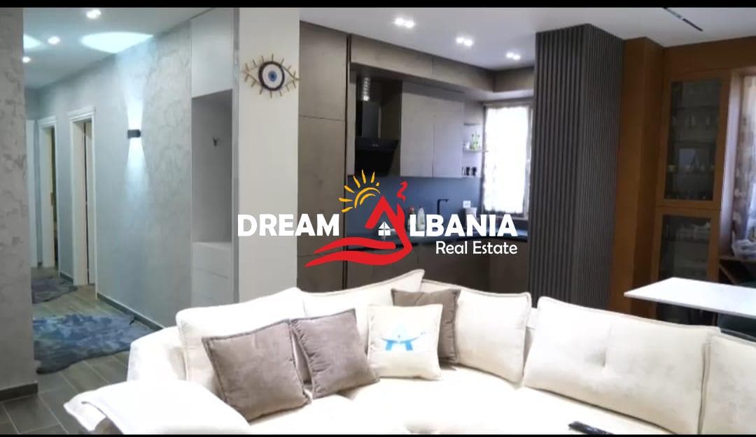 Apartamente me qera 3+1+2wc+verande te Shkolla e Bashkuar, prane Ministrise se Mbrojtjes ne Tirane (ID 4231456)