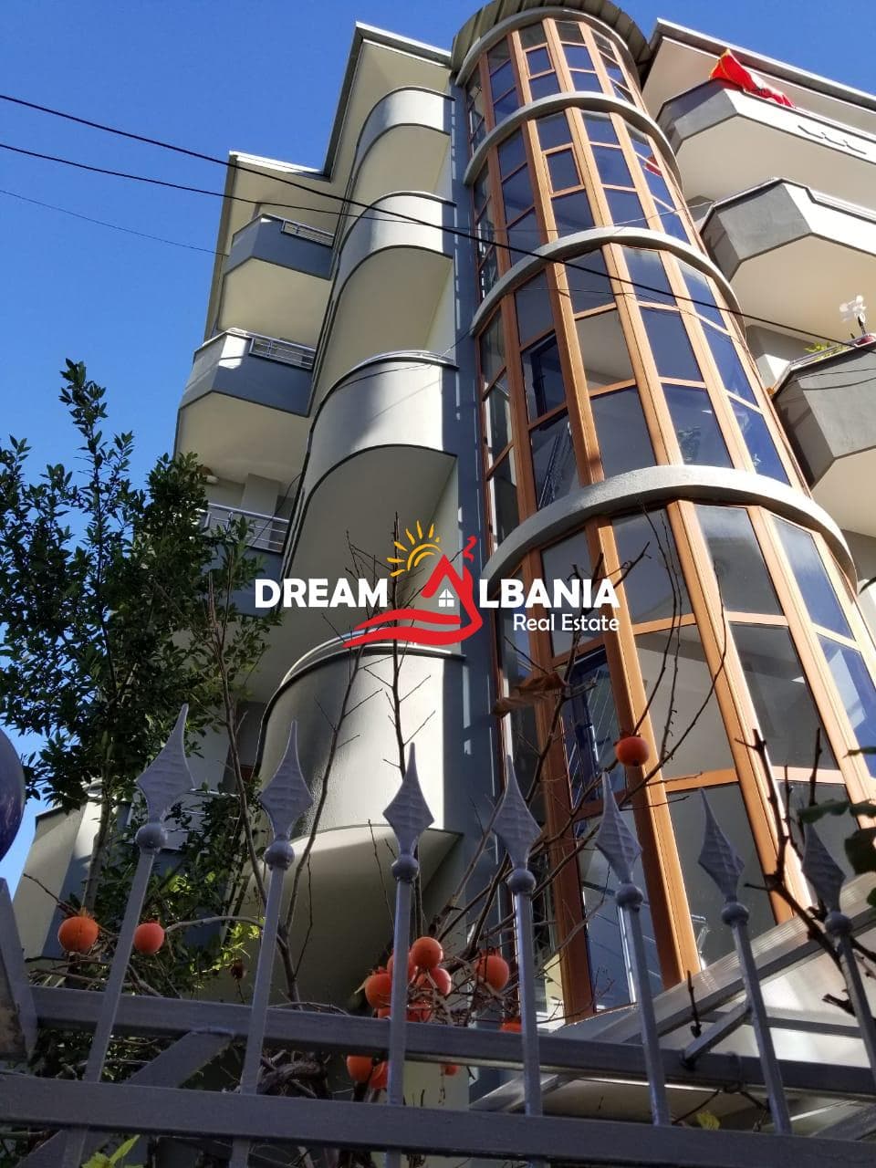 Shitet Super Vile 5 kateshe ne Selite prane shkolles Marin Barleti ne Tirane (ID 4151156) 2
