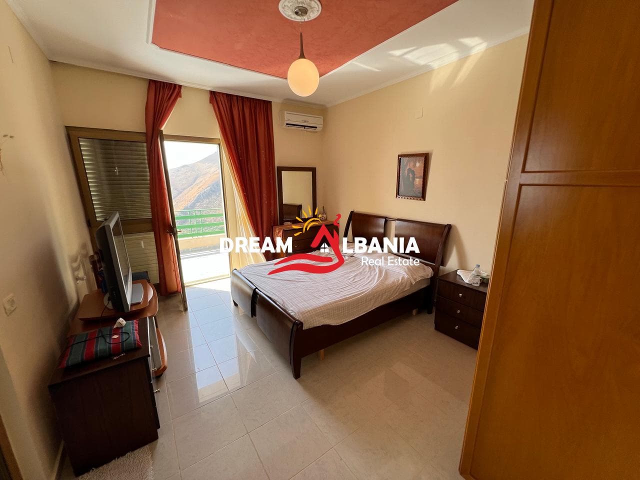 Ekskluzive!! Super mundesi investimi! Godine 5-kateshe(Hotel) ne shitje ne Bregdetin e Himares ne Qeparo (ID 4151162)