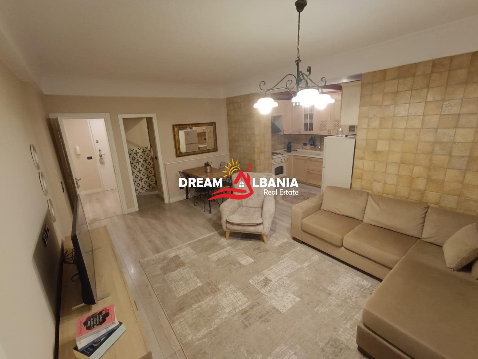 Apartment 2+1 Ne Shitje ne Qender afer 9 katsheve (Aktualisht 1+1 + Gasonire)(ID 41212157) 2