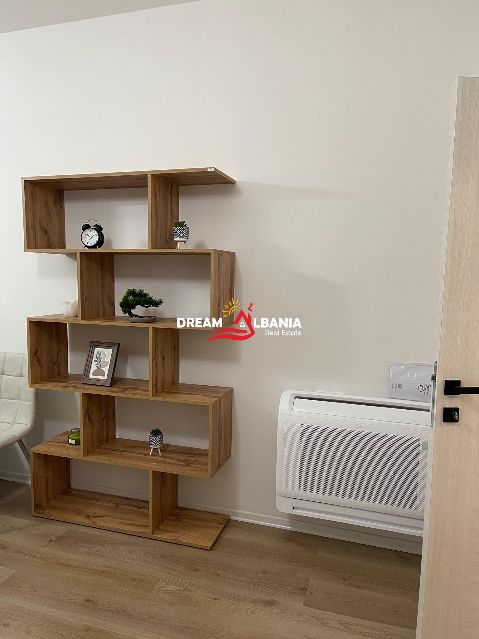 Jepet me Qira Apartament 1+1 në Rezidencën Albulena, Paskuqan ( 42111649) 3