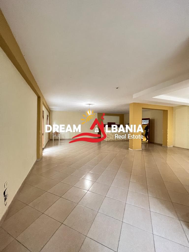 Ambient Biznesi+2 Garazhe me qera ne rrugen Bill Klinton prane Kodres te Diellit, Tirane (ID 4261895) 4